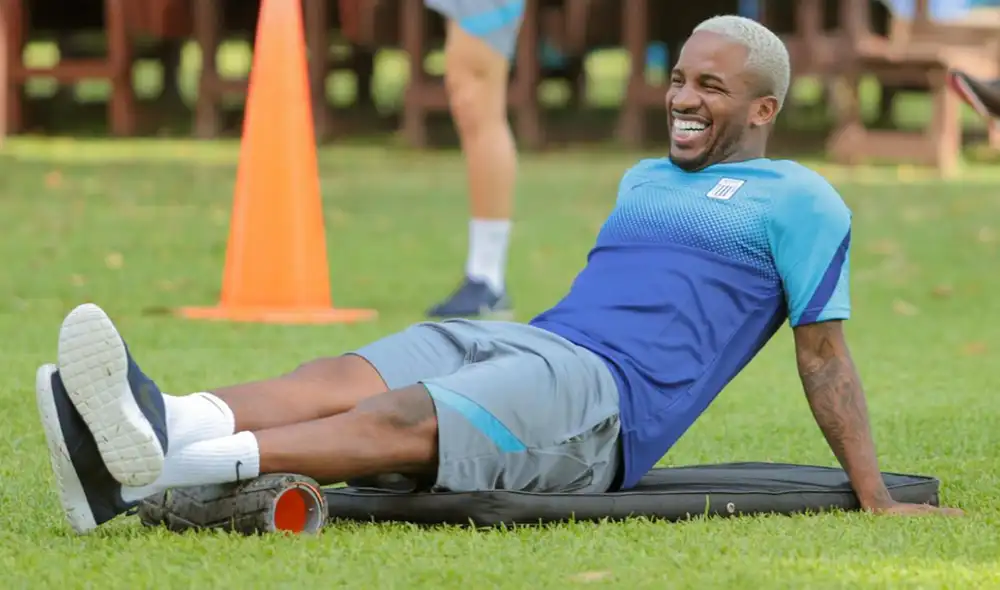 Jefferson Farfán fue convocado en Alianza para enfrentar a César Vallejo. Foto: AL Jefferson Farfán fue convocado en Alianza para enfrentar a César Vallejo. Foto: AL