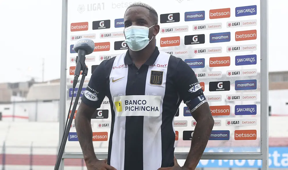 Jefferson Farfán cumplió 100 partidos con la camiseta de Alianza Lima. Foto: Liga 1 Jefferson Farfán cumplió 100 partidos con la camiseta de Alianza Lima. Foto: Liga 1