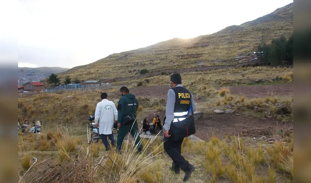 Puno. Agentes de la Policía investigan presunto asesinato de mujer en Sandia. Foto: PNP Puno. Agentes de la Policía investigan presunto asesinato de mujer en Sandia. Foto: PNP