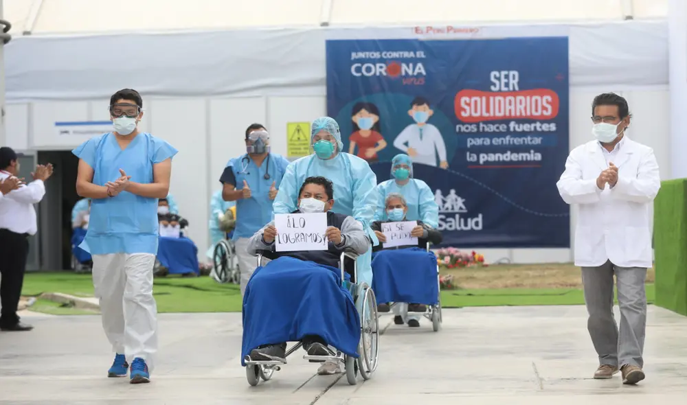 Pacientes que superaron la COVID-19 son dados de alta en la Villa Mongrut. Foto: EsSalud Pacientes que superaron la COVID-19 son dados de alta en la Villa Mongrut. Foto: EsSalud