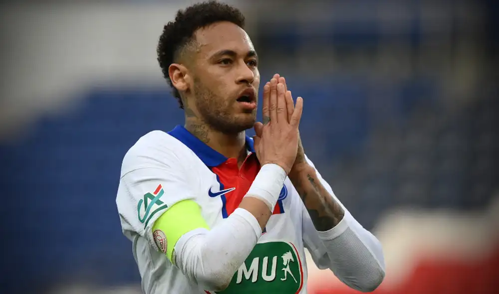 Neymar viste los colores del PSG del 2017. Foto: AFP Neymar viste los colores del PSG del 2017. Foto: AFP