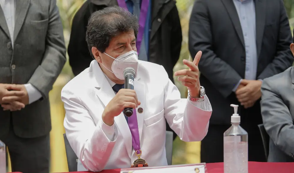 Colegio Médico exhorta a la población a que se cuiden contra el virus. Foto: Antonio Melgarejo / La República Colegio Médico exhorta a la población a que se cuiden contra el virus. Foto: Antonio Melgarejo / La República