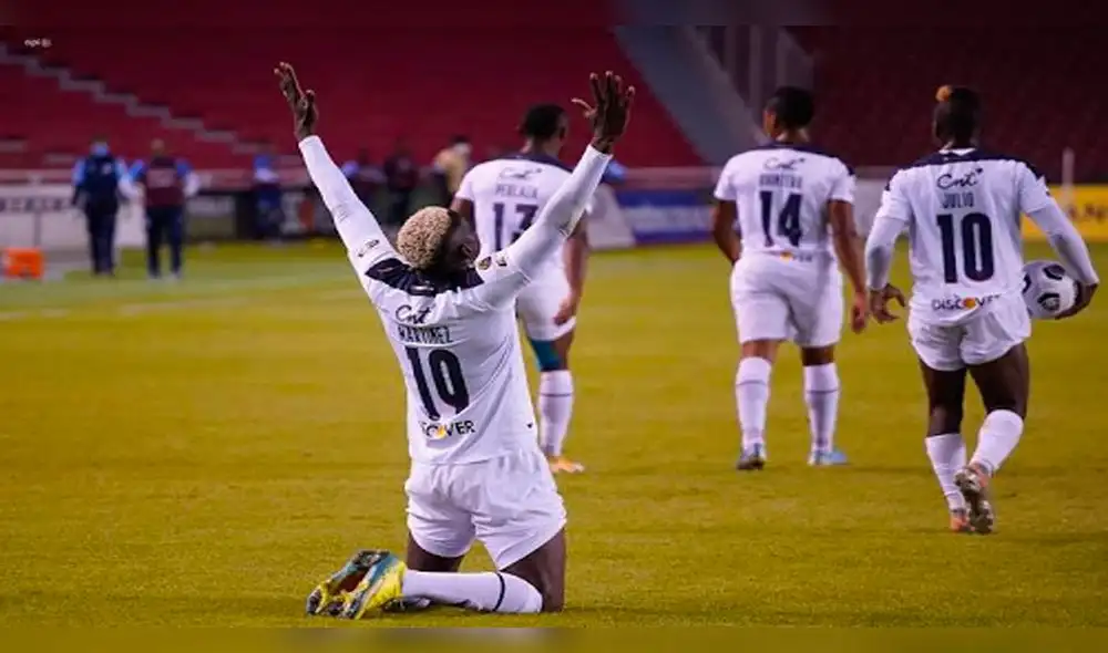 LDU Quito vs. Vélez Sarsfield juegan a partir de las 5.15 p. m. (hora peruana). Foto: EFE LDU Quito vs. Vélez Sarsfield juegan a partir de las 5.15 p. m. (hora peruana). Foto: EFE