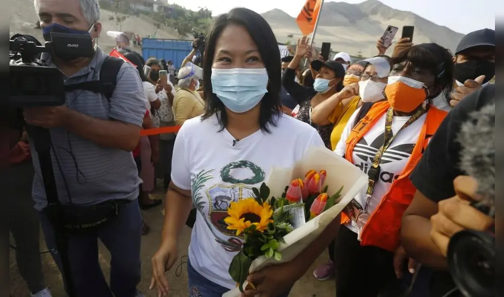 Keiko Fujimori confirmó que conversó con Julio Guzmán y Daniel Urresti el último lunes 26. Foto: Marco Cotrina/La República Keiko Fujimori confirmó que conversó con Julio Guzmán y Daniel Urresti el último lunes 26. Foto: Marco Cotrina/La República