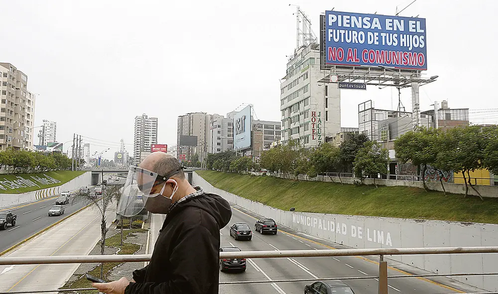 En evidencia. Los mensajes que contienen los paneles de la empresa Punto Visual coinciden con los ataques de Keiko Fujimori contra el candidato Pedro Castillo, a quien tilda de ’'comunista’'. Foto: Marco Cotrina/La República