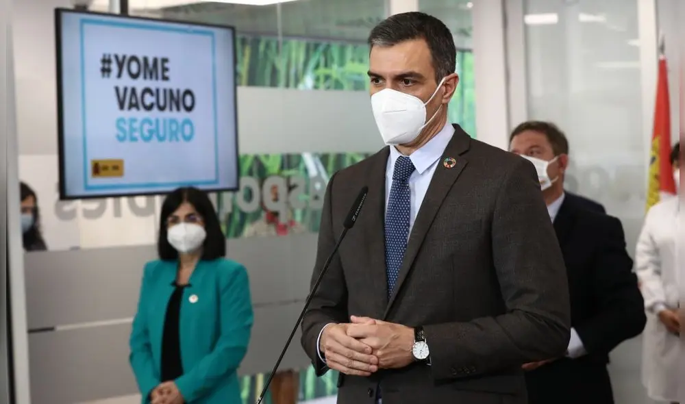 El mandatario se refirió al plan de vacunación de España en su visita a Centro de Investigación Básica de la farmacéutica Janssen, en Toledo. Foto: Twitter/La Moncloa