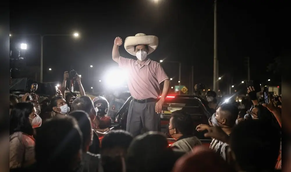 Castillo postula a la presidencia de la República con Perú Libre contra la candidata Keiko Fujimori de Fuerza Popular. Foto: Aldair Mejía/La República Castillo postula a la presidencia de la República con Perú Libre contra la candidata Keiko Fujimori de Fuerza Popular. Foto: Aldair Mejía/La República