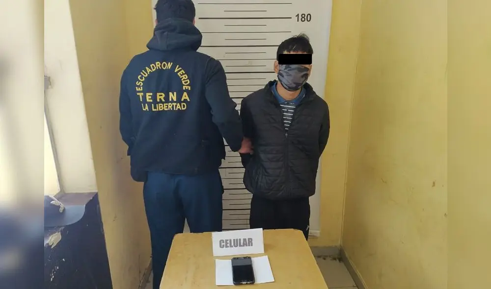 Agentes policiales del Grupo Terna atraparon al menor en pleno robo. Foto: PNP Agentes policiales del Grupo Terna atraparon al menor en pleno robo. Foto: PNP