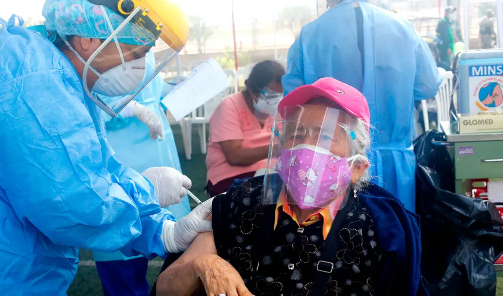 El lugar de vacunación contra la COVID-19 puede consultarse en la plataforma web Pongo el hombro. Foto: Carlos Contreras / La República El lugar de vacunación contra la COVID-19 puede consultarse en la plataforma web Pongo el hombro. Foto: Carlos Contreras / La República