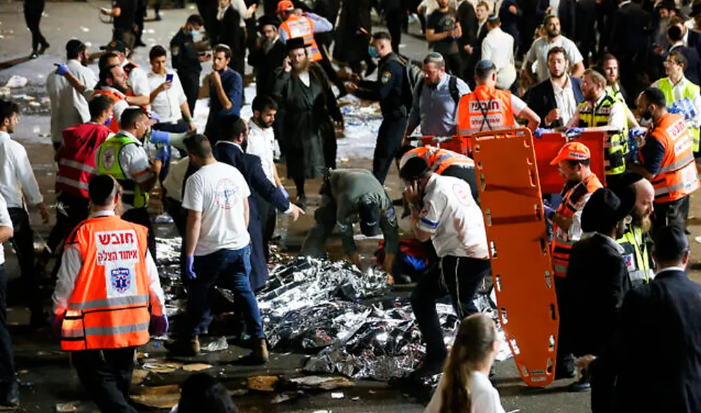 Los rescatistas trasladaron al lugar seis helicópteros y decenas de ambulancias para evacuar a los afectados a hospitales. Foto: The Times of Israel