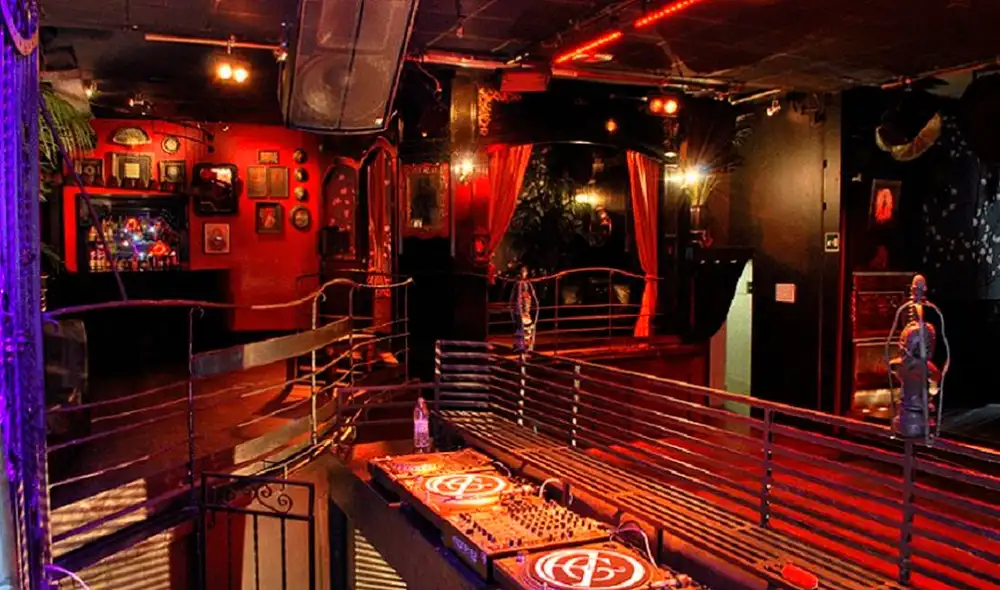 Con más de 127.000 muertes por COVID-19, Reino Unido es el país más afectado por la pandemia en Europa. Foto: Hostelworld