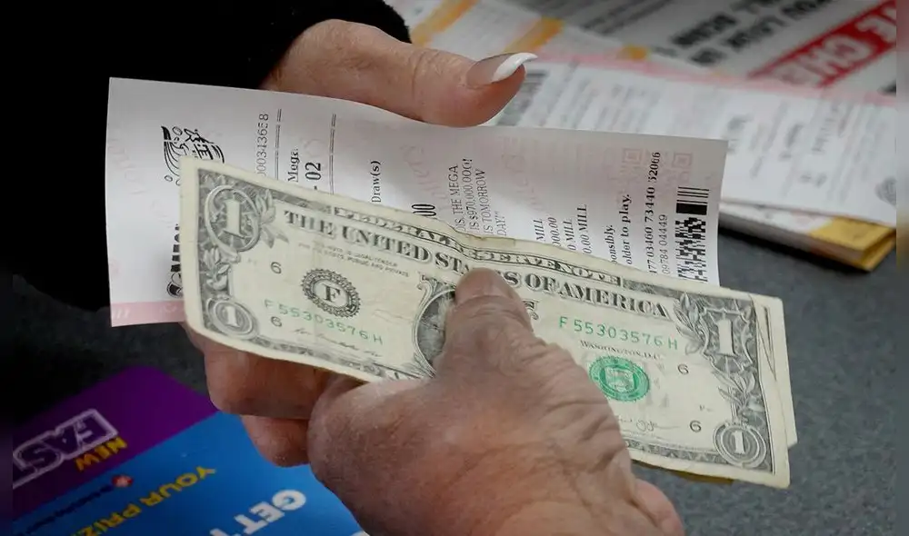 La divisa estadounidense culminó en caída por cuarta semana seguida. Foto: AFP La divisa estadounidense culminó en caída por cuarta semana seguida. Foto: AFP