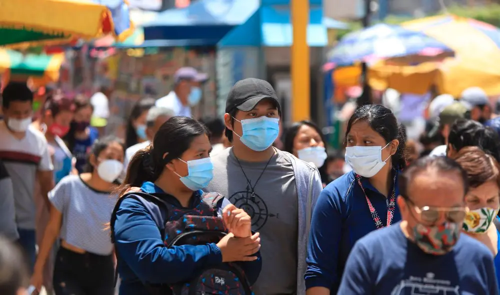 Los epidemiólogos creen que si se mantiene el uso de mascarillas y el lavado de manos se puede mantener controlar la influenza. Foto: La República