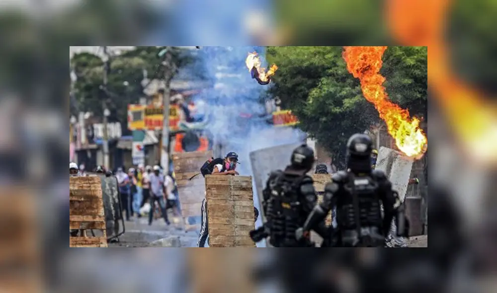 En los tres días de protestas, decenas de miles de personas han expresado su rechazo a la iniciativa del Gobierno. Foto: AFP En los tres días de protestas, decenas de miles de personas han expresado su rechazo a la iniciativa del Gobierno. Foto: AFP