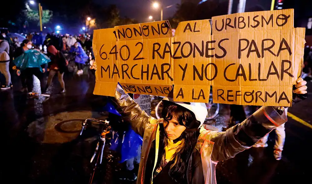 El rechazo a la reforma en Colombia ha sido multitudinario. Foto: EFE