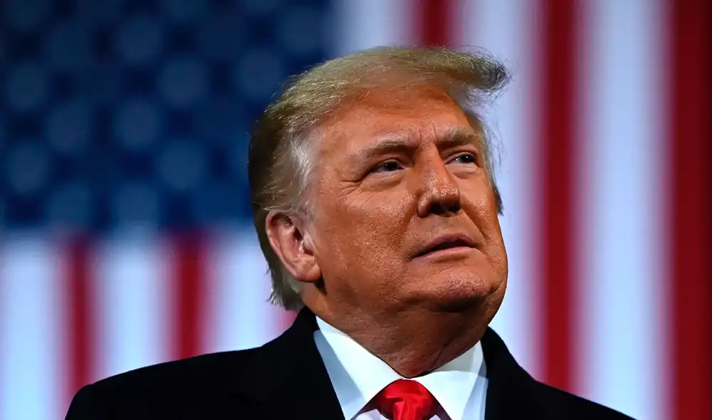 Trump permanece todavía vetado en la gran mayoría de las redes sociales a raíz del asalto al Capitolio de Estados Unidos del pasado 6 de enero. Foto: AFP