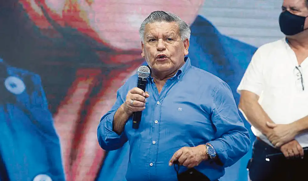 Acuña. APP tendrá plenario el viernes, mas él ya se pronunció. Foto: John Reyes / La República Acuña. APP tendrá plenario el viernes, mas él ya se pronunció. Foto: John Reyes / La República