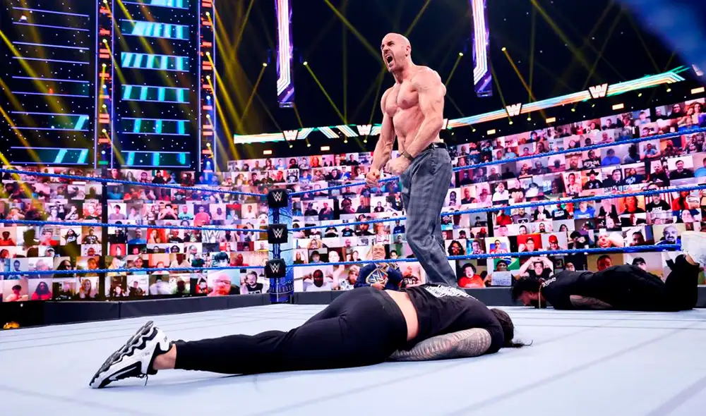 Cesaro masacró a Roman Reigns en el cierre de Friday Night SmackDown. Foto: WWE