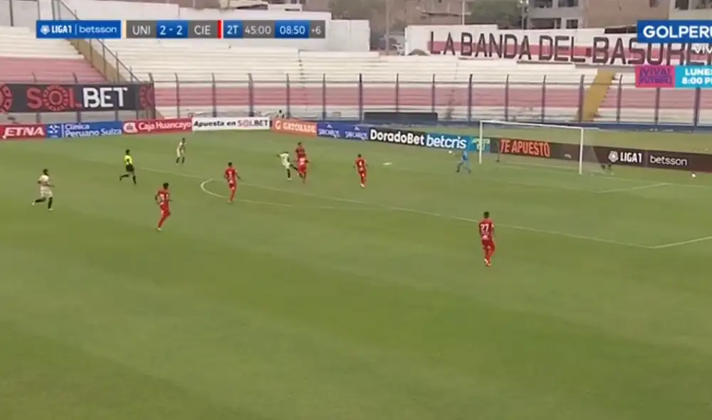 'Chiquitín' fue la figura del partido con un doblete. Foto: captura de video/Gol Perú