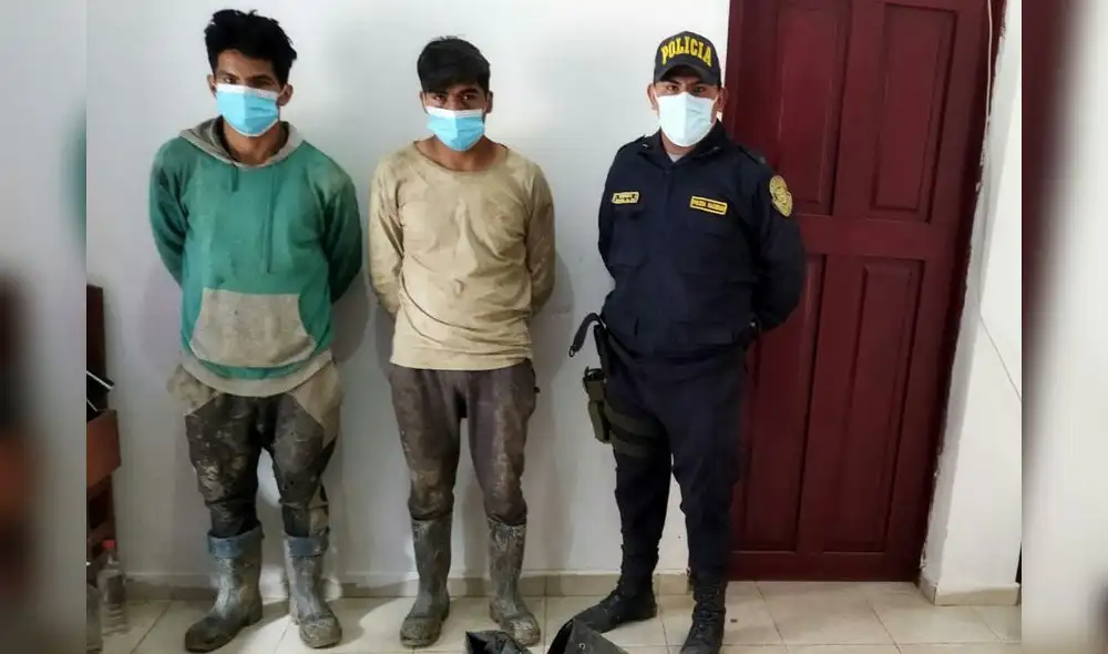 El 'Jere' y 'Muerto' fueron capturados con 12 sacos llenos de mineral aurífero. Foto: PNP