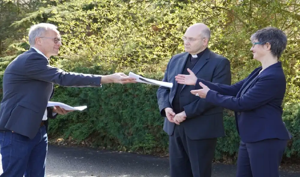 Birgit Mock, copresidenta del grupo de trabajo sobre sexualidad del Camino sinodal alemán, resaltó "aquellas relaciones amorosas fieles, dignas y respetuosas". Foto: Sentis/ZDK