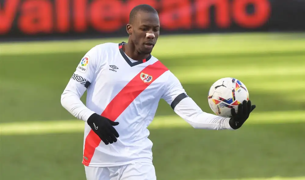 Advíncula dijo que actualmente está enfocado en su club. Foto: Rayo Vallecano Advíncula dijo que actualmente está enfocado en su club. Foto: Rayo Vallecano