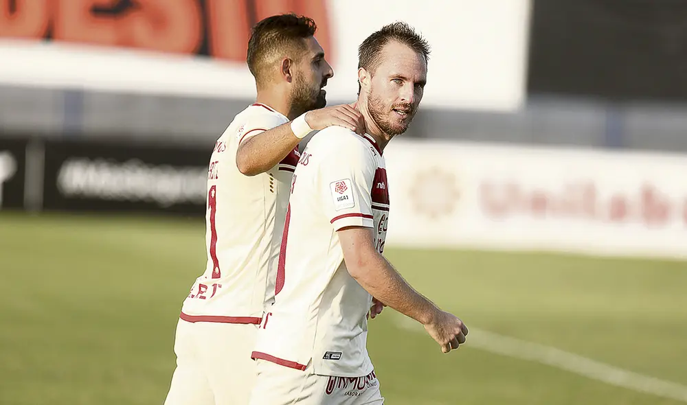 El distinto. Hernán Novick maneja los hilos de todo lo que hace la ‘U’ en ataque. El uruguayo es el goleador crema con 3 tantos. Foto: difusión El distinto. Hernán Novick maneja los hilos de todo lo que hace la ‘U’ en ataque. El uruguayo es el goleador crema con 3 tantos. Foto: difusión