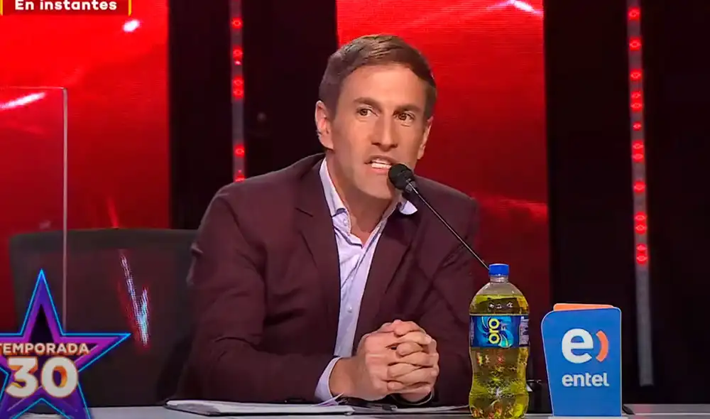 El jurado mexicano recordó a su padre, quien cumplió años el pasado lunes 10 de mayo coincidentemente el Día de la Madre en su país natal. Foto: captura/Latina