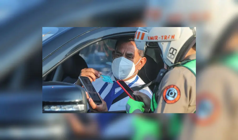 Para tramitar el duplicado digital solo se necesita que el titular del documento no adeude ninguna multa de tránsito o electoral. Foto: MTC