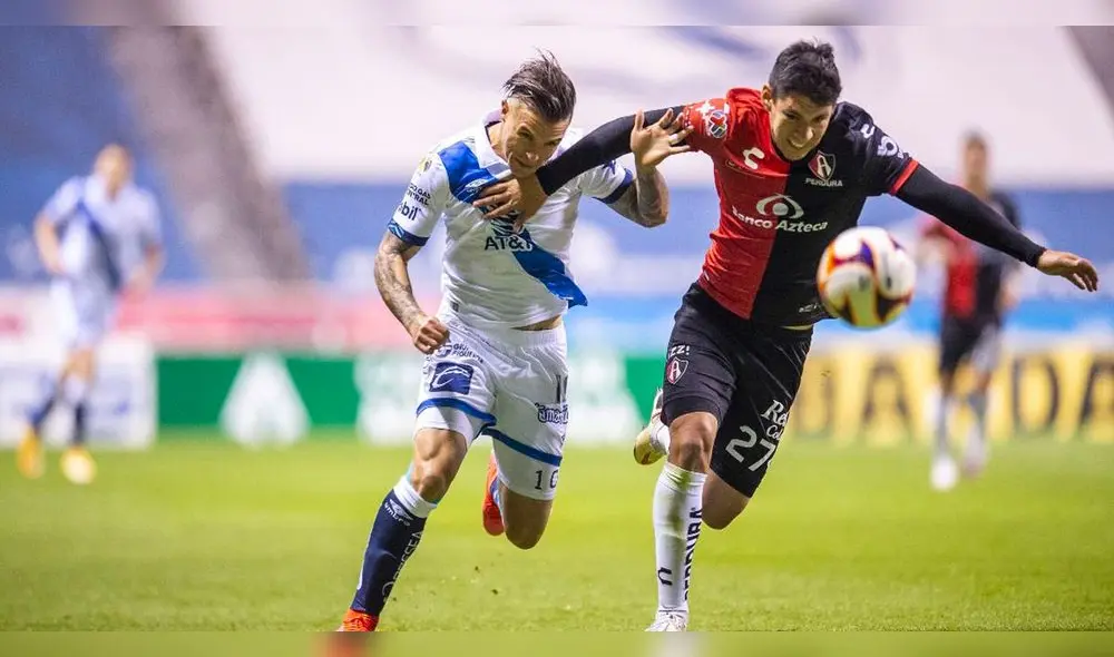 Puebla lleva siete victorias, siete empates y tres derrotas. Foto: EFE