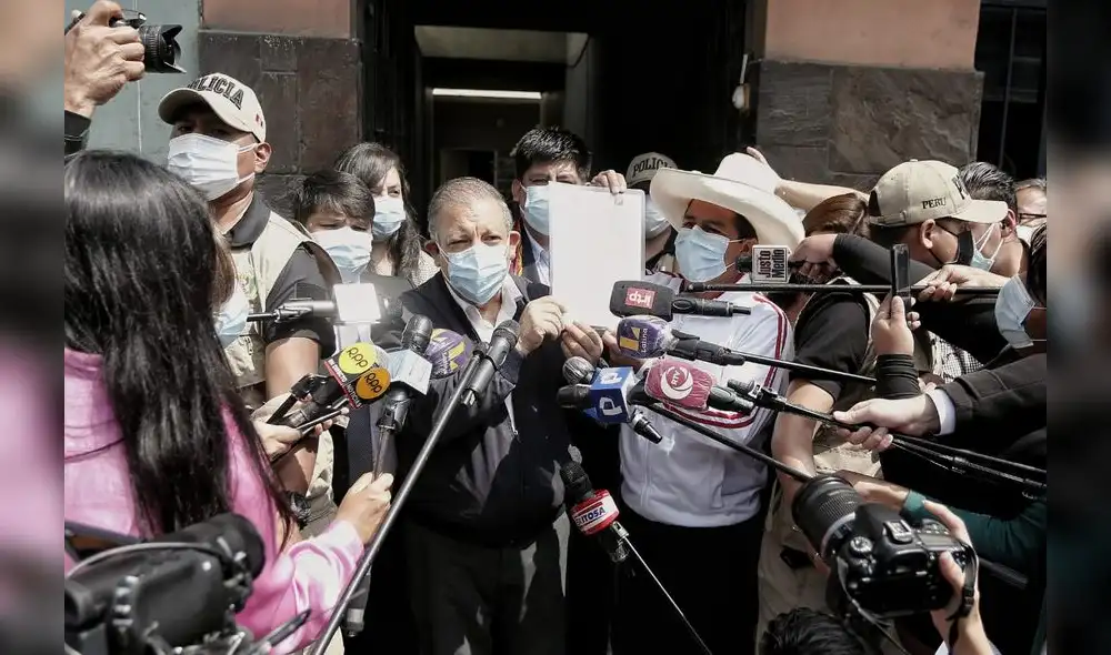 El acuerdo suscrito contempla cuatro aspectos, entre los que destacan la lucha contra la pandemia y la corrupción. Foto: Antonio Melgarejo