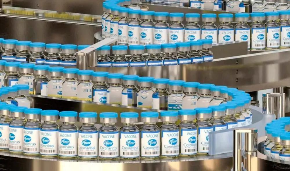 El titular de la farmacéutica Pfizer detalló que la negociación con Brasil comenzó al mismo tiempo que con otros países. Foto: AFP El titular de la farmacéutica Pfizer detalló que la negociación con Brasil comenzó al mismo tiempo que con otros países. Foto: AFP