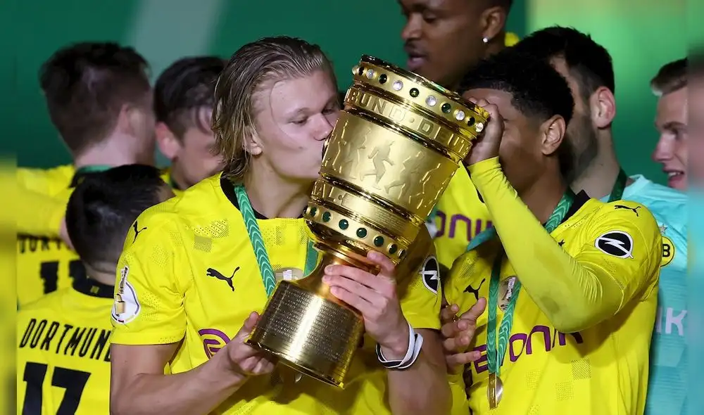 Haaland es el goleador del Borussia Dortmund. Este jueves 13 de mayo anotó un doblete y ganó la Copa Alemana. Foto: EFE/Martin Rose Haaland es el goleador del Borussia Dortmund. Este jueves 13 de mayo anotó un doblete y ganó la Copa Alemana. Foto: EFE/Martin Rose