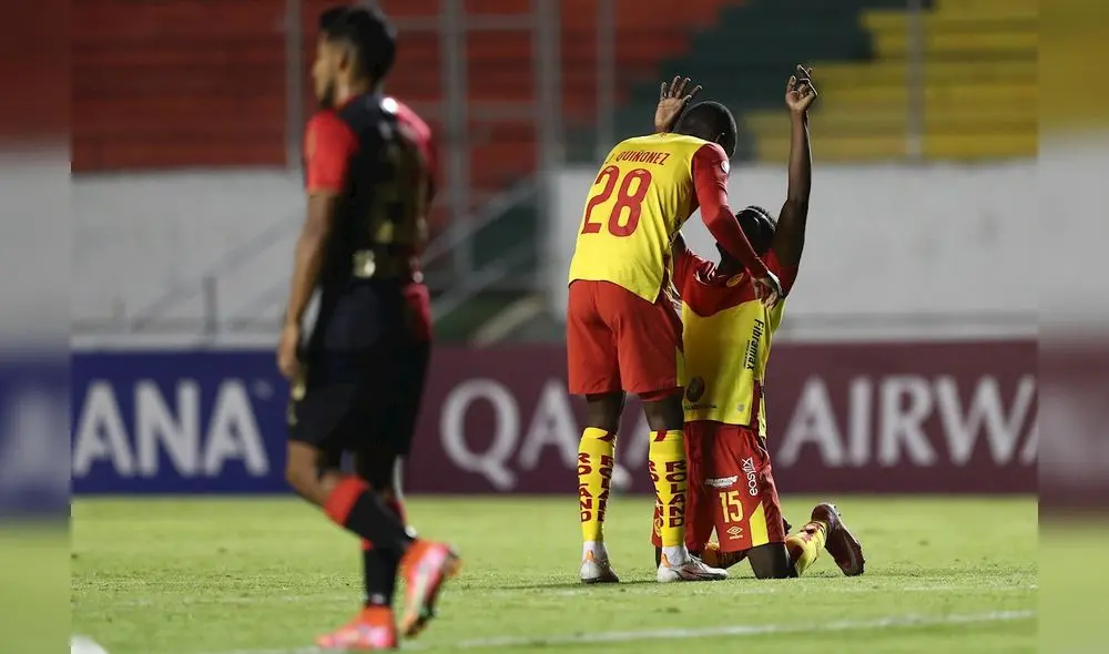 Pese a la victoria, Aucas ya está eliminado de la Copa Sudamericana. Melgar depende de sí mismo para clasificar a la siguiente ronda. Foto: EFE/José Jácome