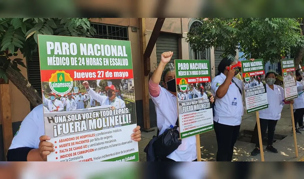 Médicos exigían conformación de comisión que investigue a EsSalud. Foto: difusión Médicos exigían conformación de comisión que investigue a EsSalud. Foto: difusión