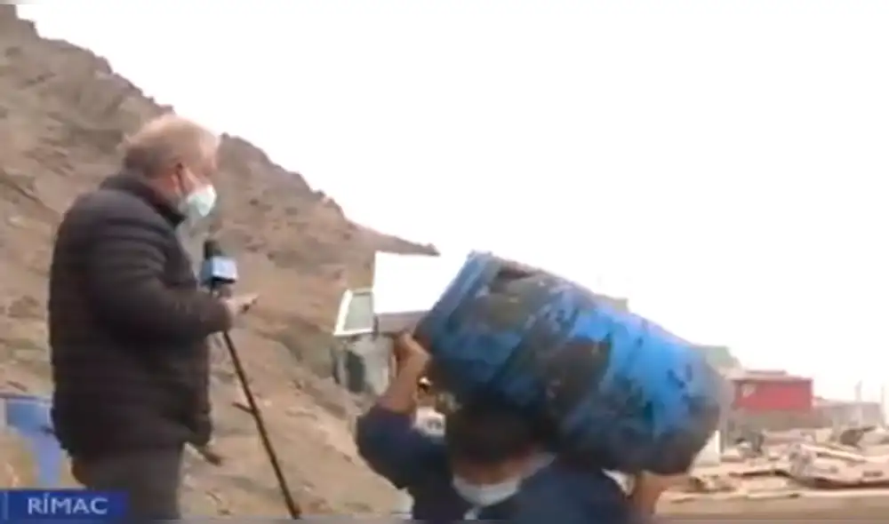 Personas indicaron que tenían su lote registrado en Sunarp. Foto: captura / Canal N Personas indicaron que tenían su lote registrado en Sunarp. Foto: captura / Canal N