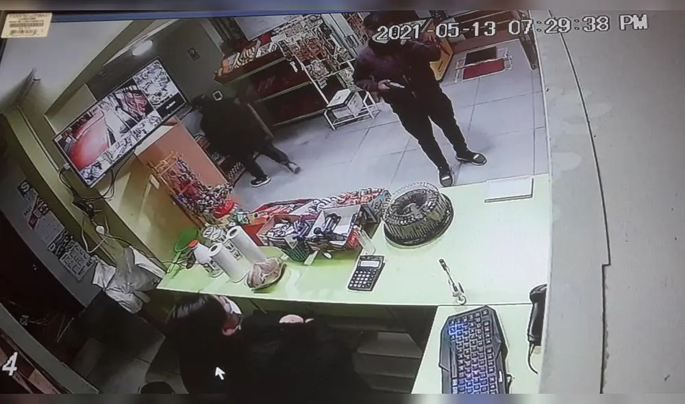 Cusco. Delincuentes ingresaron a negocio para perpetrar asalto. Foto: Cortesía/La República