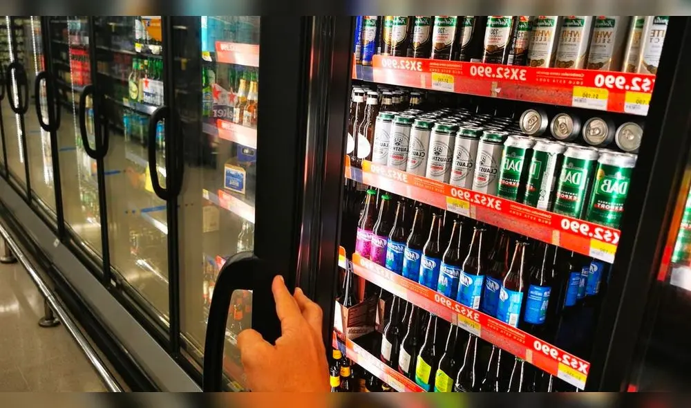 La Ley seca en Chile aplica desde hoy sábado hasta el domingo 16 de mayo. Foto: composición LR