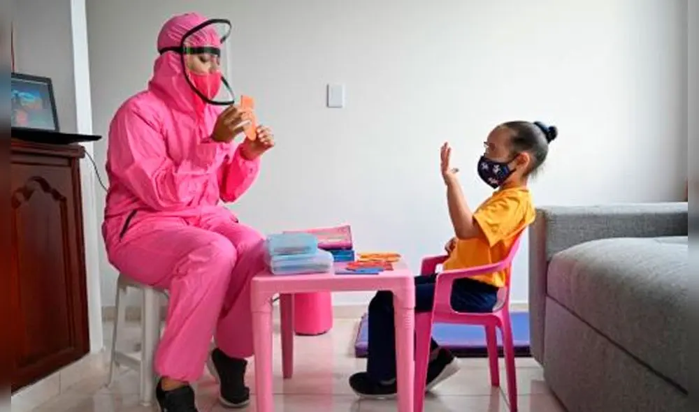 Entidad exhortó a los padres a realizar ejercicios que estimulen a los menores. Foto: Andina Entidad exhortó a los padres a realizar ejercicios que estimulen a los menores. Foto: Andina