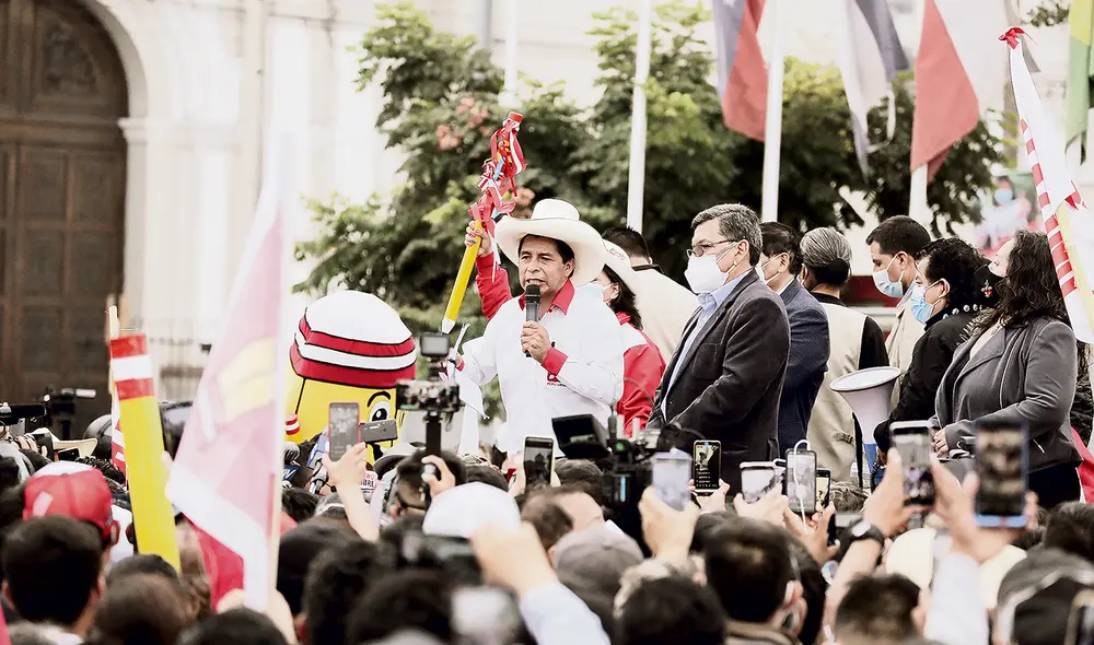 Distancia. El plan de Vladimir Cerrón "es un ideario, pero el Perú tiene otra realidad", dijo Pedro Castillo, quien aseguró que su candidatura es abierta. Foto: John Reyes / La República
