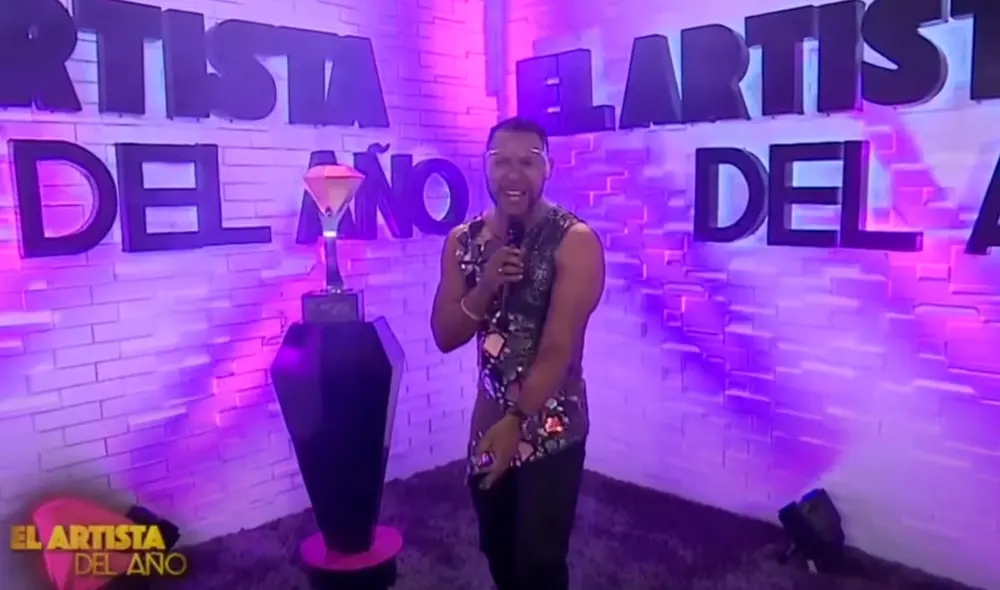 El bailarín se mostró alegre por ser parte del programa de Gisela Valcárcel. Foto: captura/América TV