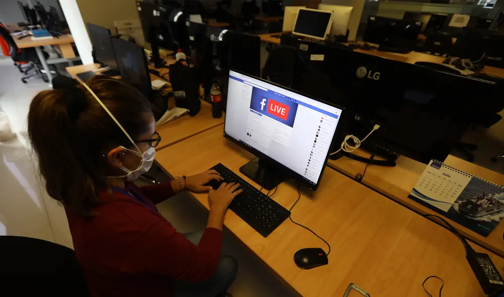 En el mundo hay más de 4.700 millones de personas con conexión a internet, 330 millones más que en 2020, según el informe de Digital 2021. Foto: Jorge Cerdán / La República En el mundo hay más de 4.700 millones de personas con conexión a internet, 330 millones más que en 2020, según el informe de Digital 2021. Foto: Jorge Cerdán / La República