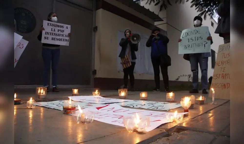 Exigieron a PNP intensificar la búsqueda de la menor. Foto: Arturo Gutarra