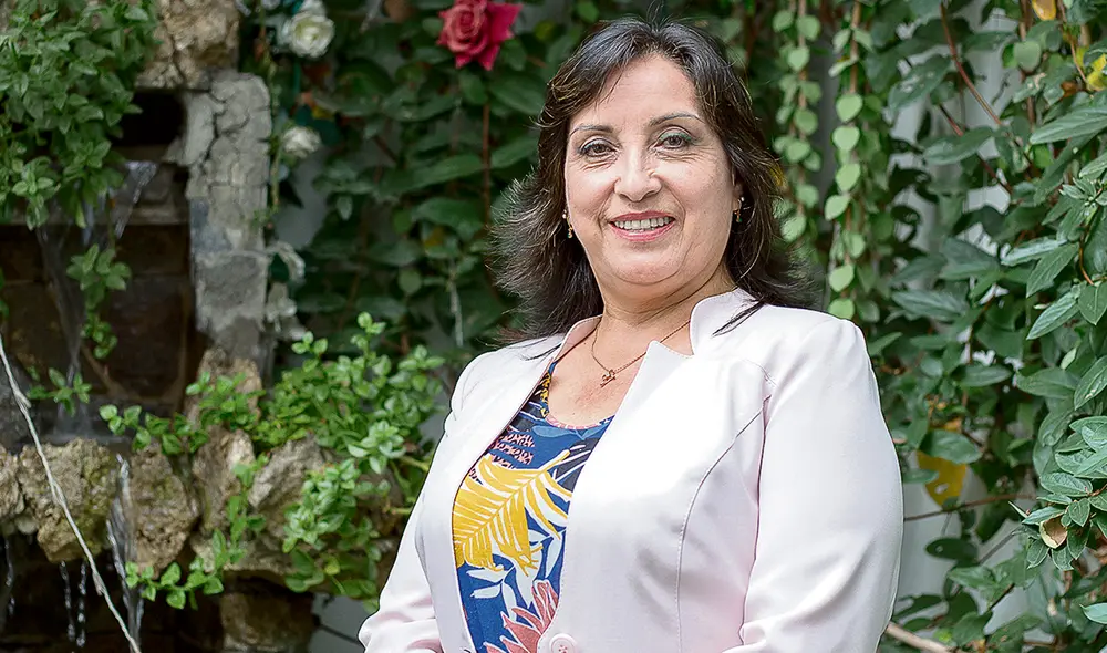 Dina Boluarte. "Queremos dejar la primera piedra para que el Perú empiece a ser inclusivo".