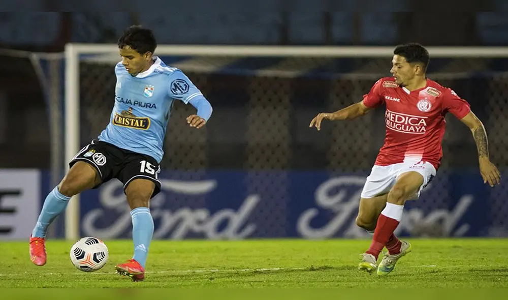 El enfrentamiento entre Sporting Cristal vs. Rentistas se podrá ver vía ESPN 2 y Tarjeta Roja. Foto: EFE El enfrentamiento entre Sporting Cristal vs. Rentistas se podrá ver vía ESPN 2 y Tarjeta Roja. Foto: EFE