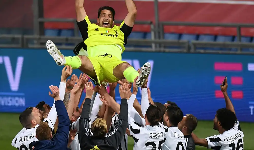 Buffon deja el club bianconero con 43 años. Foto: Twitter