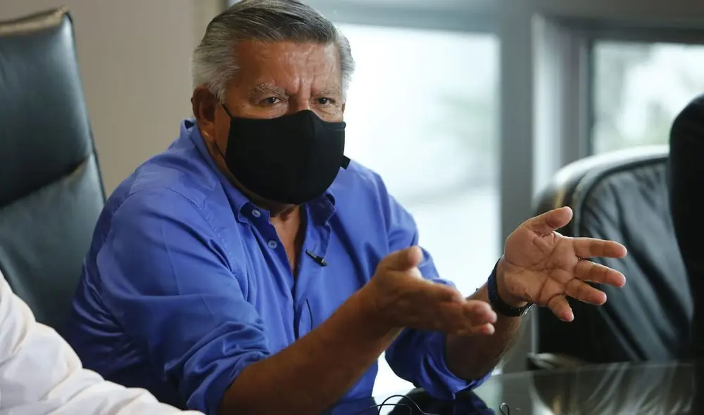 Acuña oficializó su apoyo a Fujimori el último 8 de mayo. Foto: La República