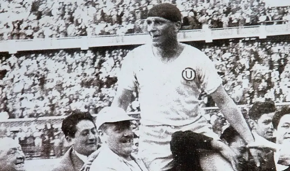 Teodoro 'Lolo' Fernández anotó 156 goles con la camiseta de Universitario en 180 partidos y ganó seis títulos. Foto: difusión Teodoro 'Lolo' Fernández anotó 156 goles con la camiseta de Universitario en 180 partidos y ganó seis títulos. Foto: difusión