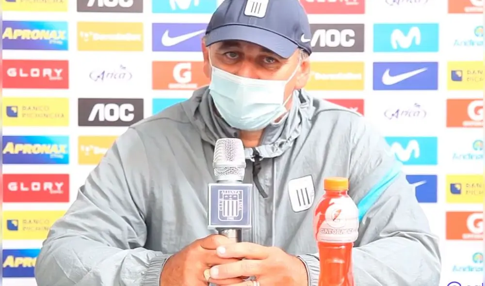 Carlos Bustos firmó con Alianza Lima por toda la temporada 2021. Foto: Alianza Lima TV Carlos Bustos firmó con Alianza Lima por toda la temporada 2021. Foto: Alianza Lima TV