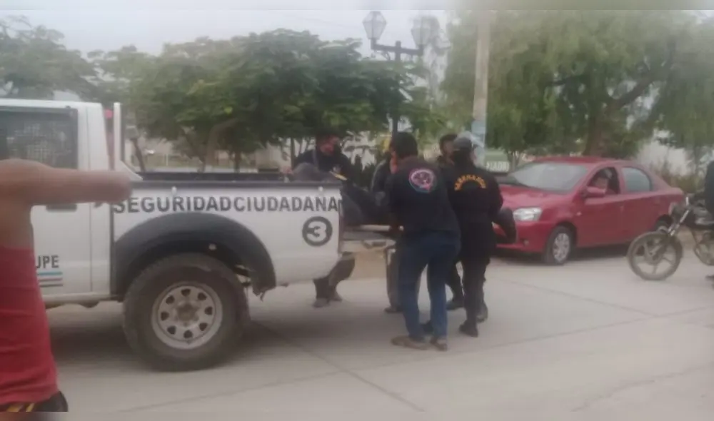 Sereno herido en el omóplato fue trasladado a un hospital de Trujillo. Foto: Facebook Ribereña Guadalupe Sereno herido en el omóplato fue trasladado a un hospital de Trujillo. Foto: Facebook Ribereña Guadalupe